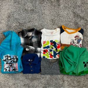 Boys size 5 mixed tops, 2 joggers
